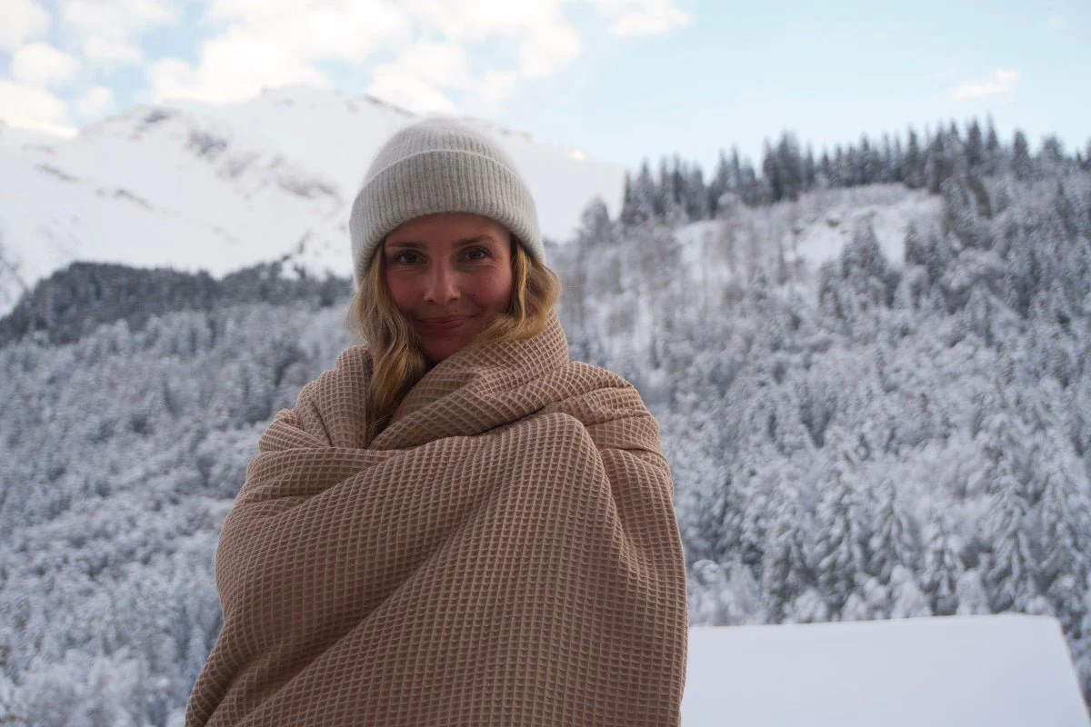 Kuscheldecke Zoe Latte-Sandweiss 145 x 210 cm - Image 6